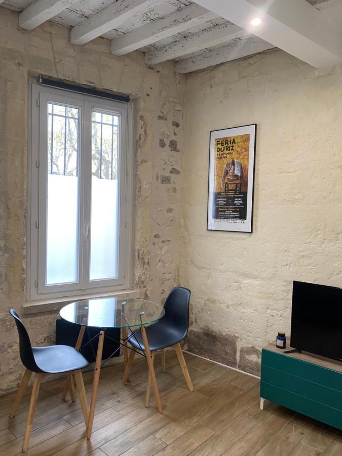Nuit A La Roquette, Arles Lägenhet Exteriör bild