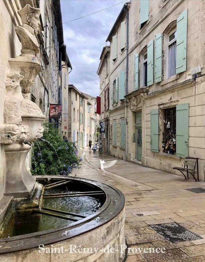 Nuit A La Roquette, Arles Lägenhet Exteriör bild